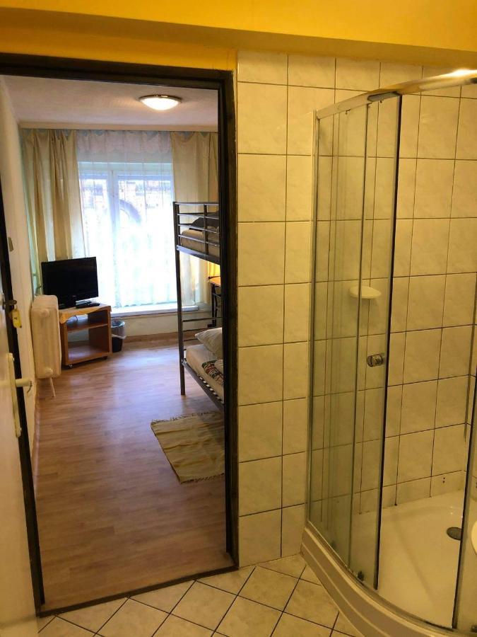 Auberge de jeunesse U Szermierzy à Wrocław Extérieur photo