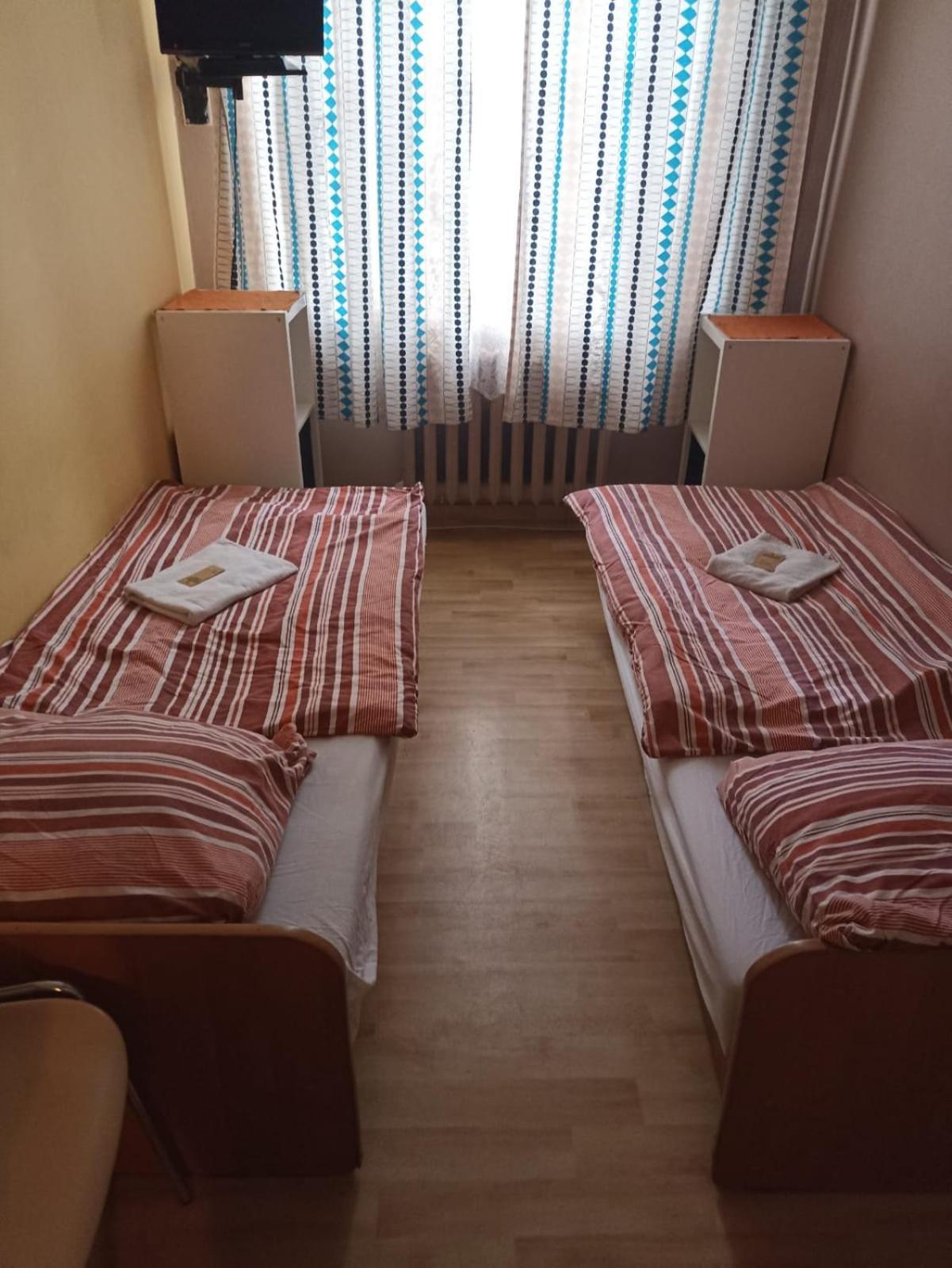 Auberge de jeunesse U Szermierzy à Wrocław Extérieur photo