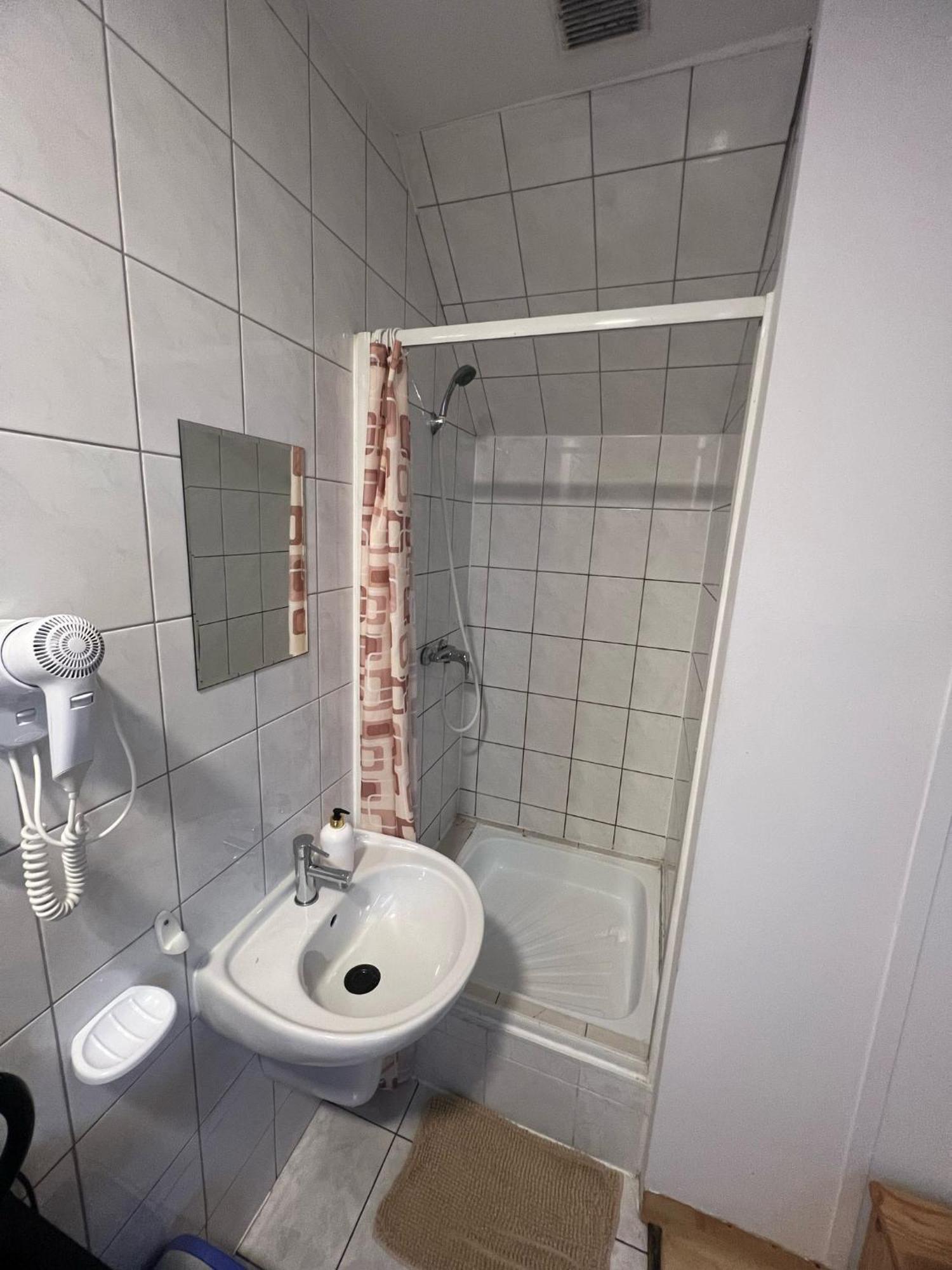 Auberge de jeunesse U Szermierzy à Wrocław Extérieur photo